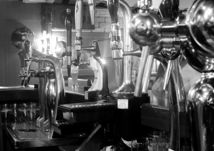 284244_231667463536934_5853439_n